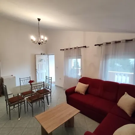 Summer Vibe Apartment Vir